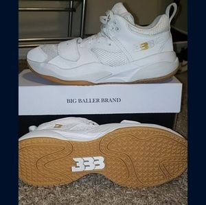 ZO2.19 LONZO BIG BALLER BRAND SIZE 11 BASKETBALL SHOES